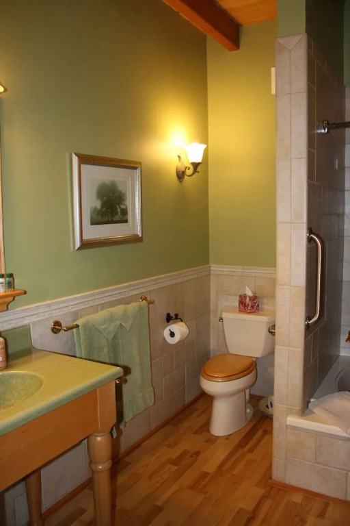 Sacred Clay Inn