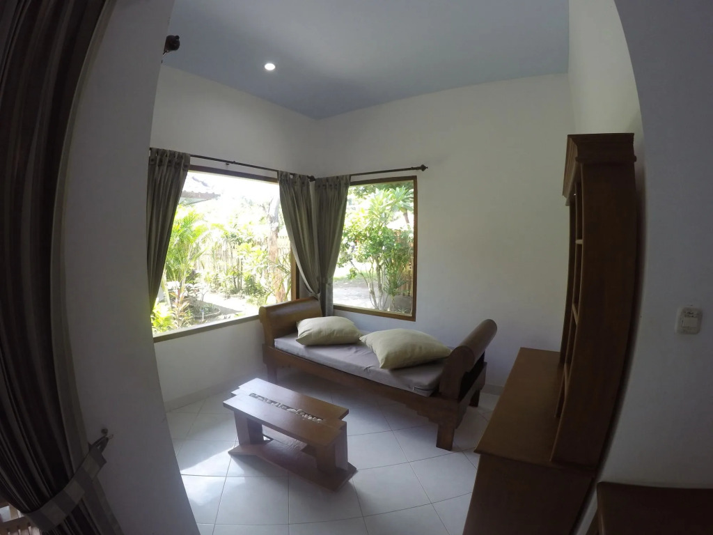 Gili Smile Bungalow