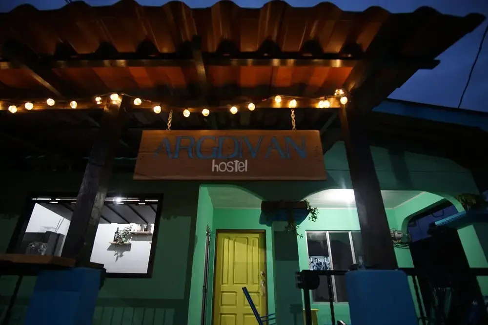 Argdivan Hostel