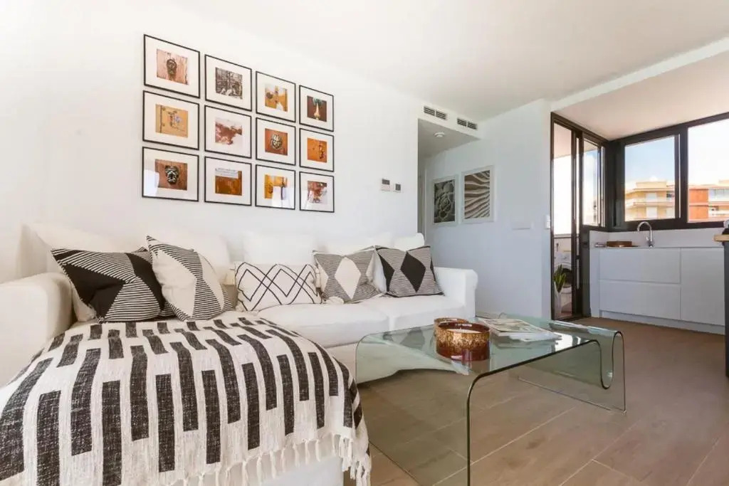 Modern stunning views sea front SEA WATER APARTMENT