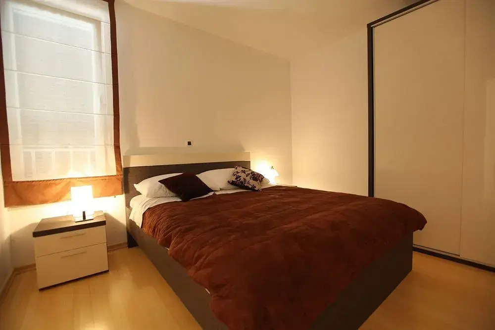 Falkenstainer Apartments Pertcane