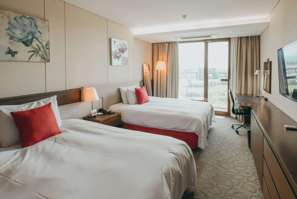 Ramada by Wyndham Jeju Hamdeok