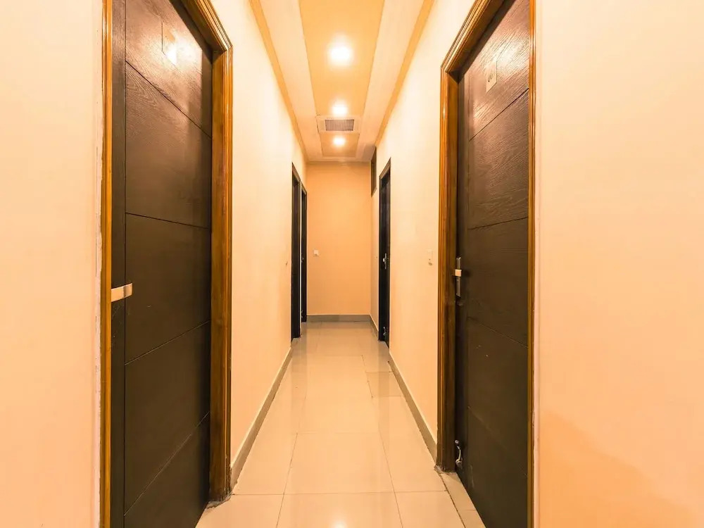 OYO 2558 Hotel R K Residency