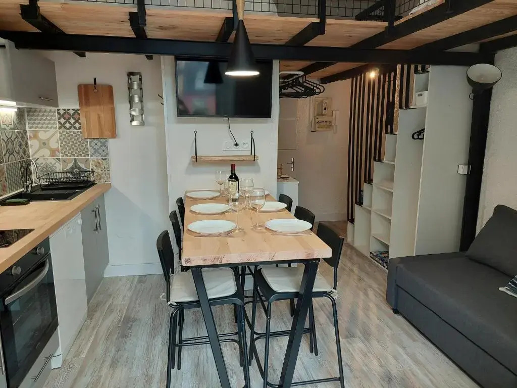 Appartement mezzanine 6 personnes avec balcon vue sur la montagne