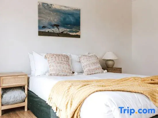 Wombat Hollow
