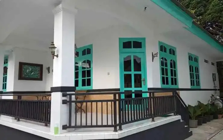 Cozy Villa 3 Bedrooms at Pondok Jempol Tawangmangu