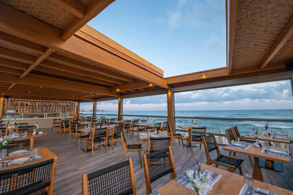 Cactus Beach Hotel