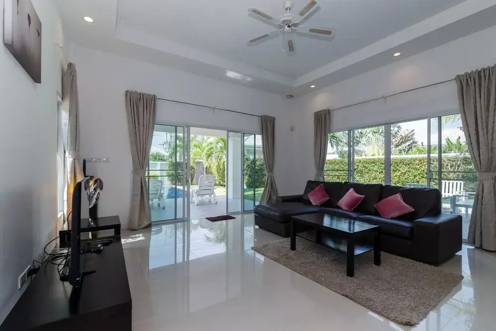 Private 3 Bedroom Pool Villa L26