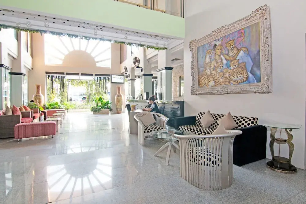 ZEN Rooms Basic Sunset Road Boutique Hotel