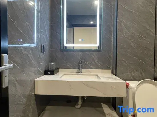 Двухместный номер Superior (2 отдельные кровати) в Nirwana Beach & Resort