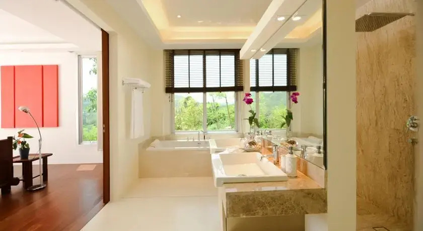 Layan Sea View Villlas