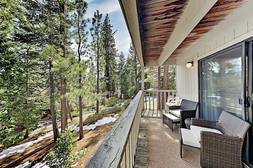 Henrys Tahoe Hideaway W/ Pool, Sauna & Tennis 3 Bedroom Condo