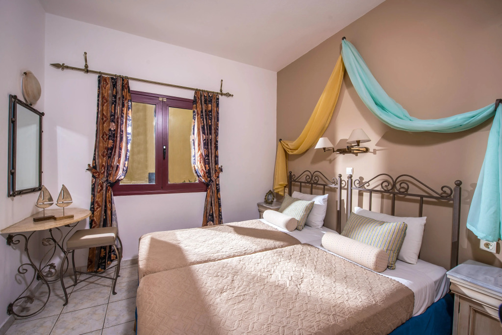Irida Aparthotel Malia by Estia