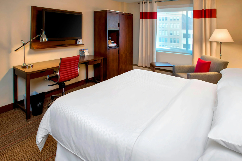 Four Points by Sheraton Charleston