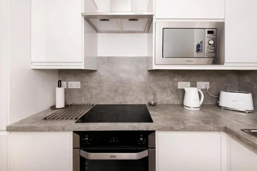 No. 6 Apartment