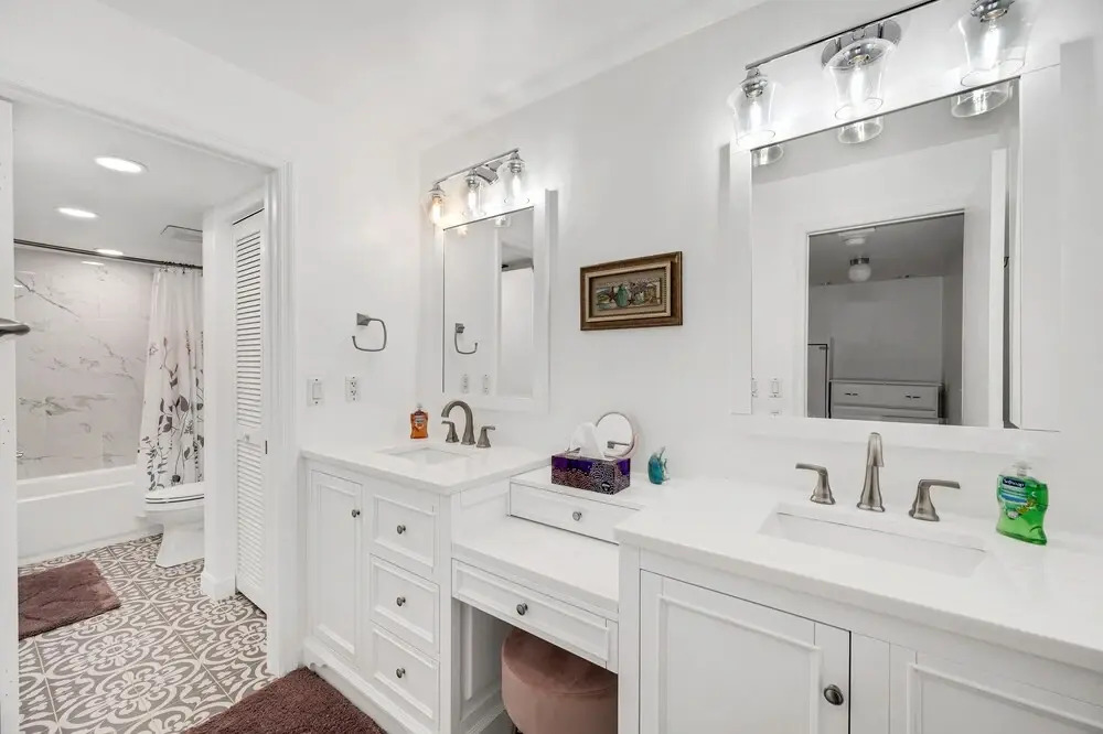Magnificent Gulf View Condo 2 Bedroom Condo by RedAwning