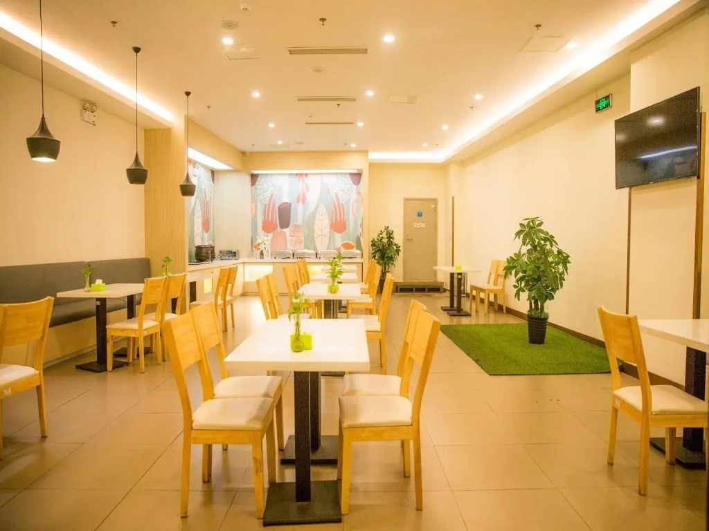 Hanting Hotel Linyi Fei County Blue Harbor