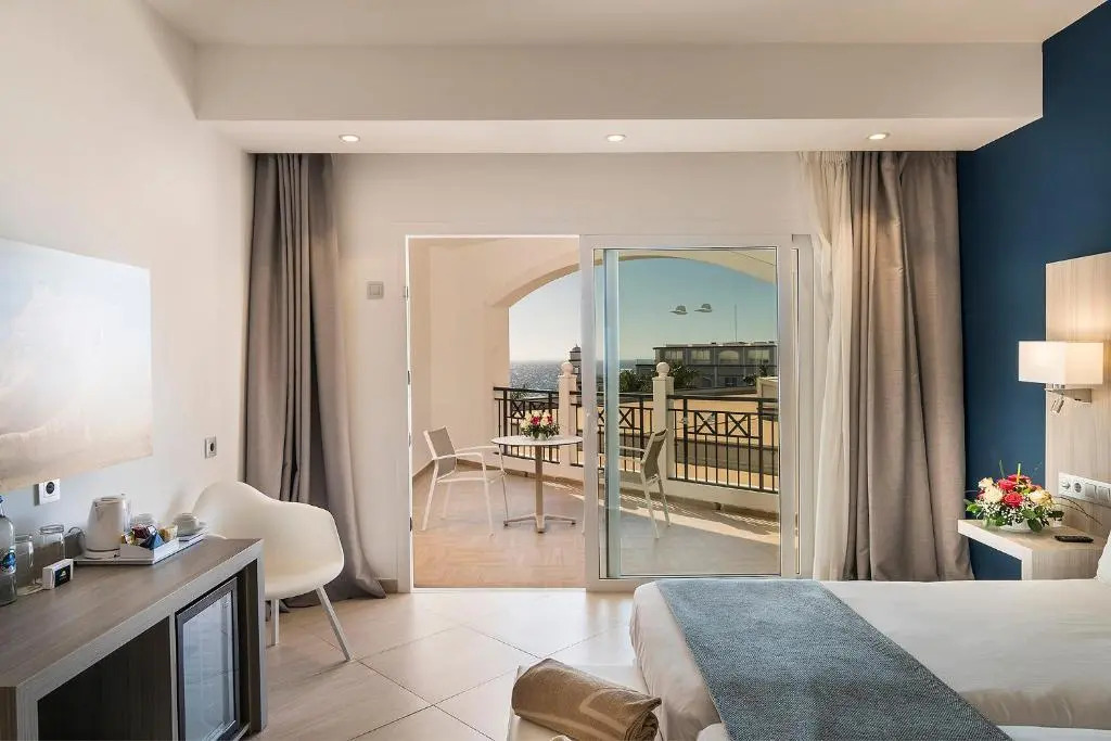 Royal Palm Resort & Spa