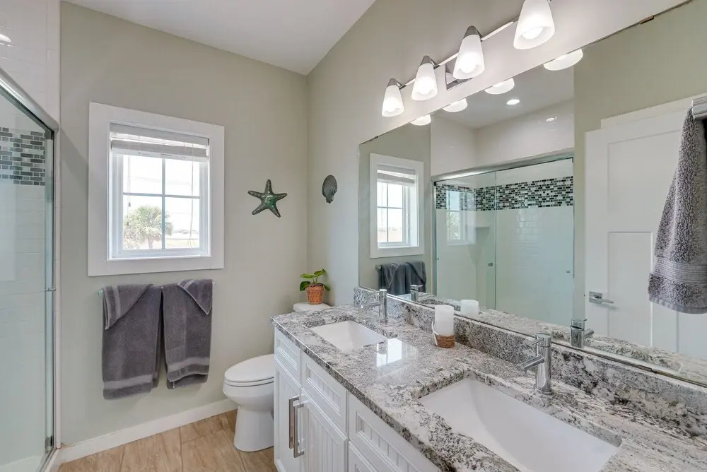 Bright, Modern Corpus Christi Condo: 2 Mi to Beach