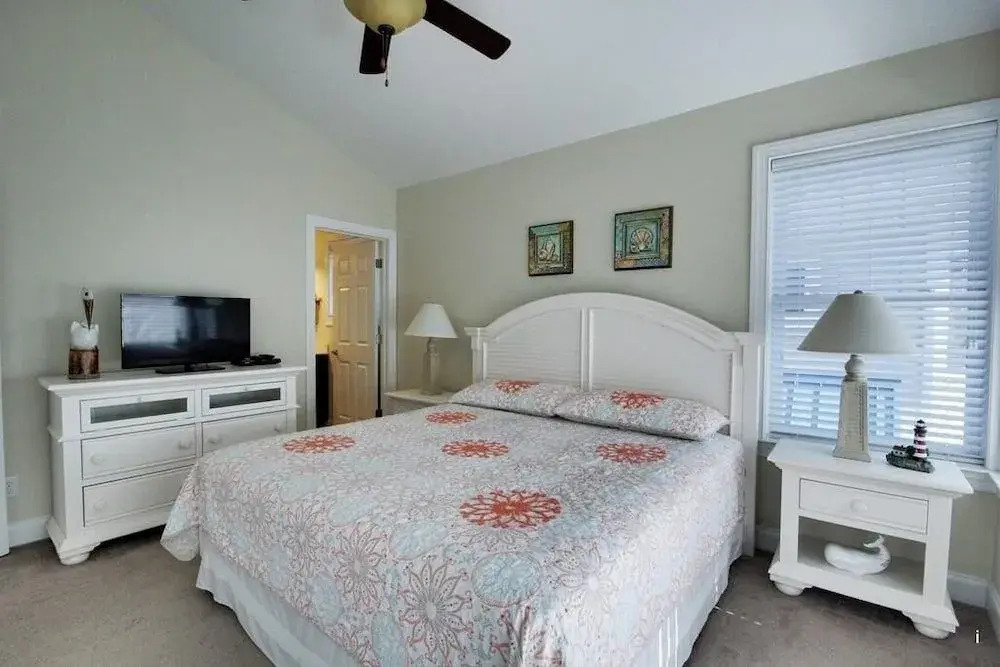 1602 Sunburst 111 - 3 Br Home