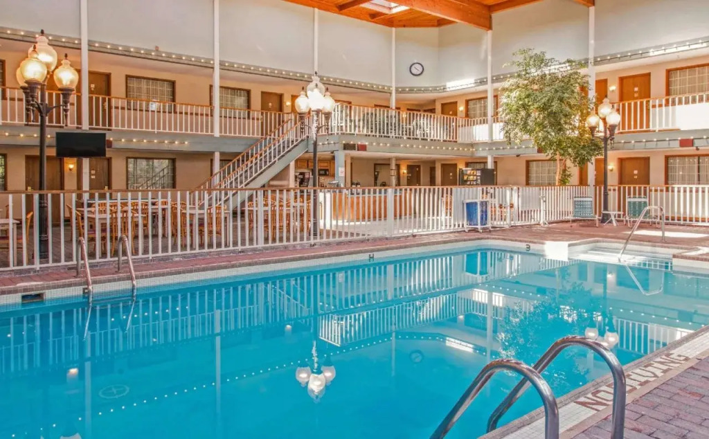 Rodeway Inn