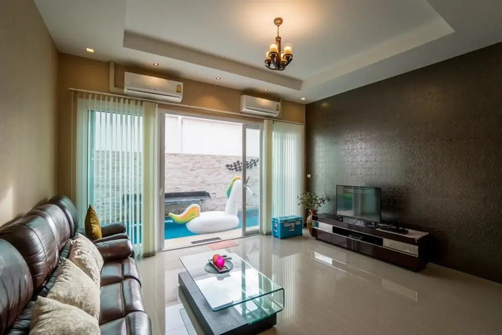 The Ville Jomtien Pool Villa