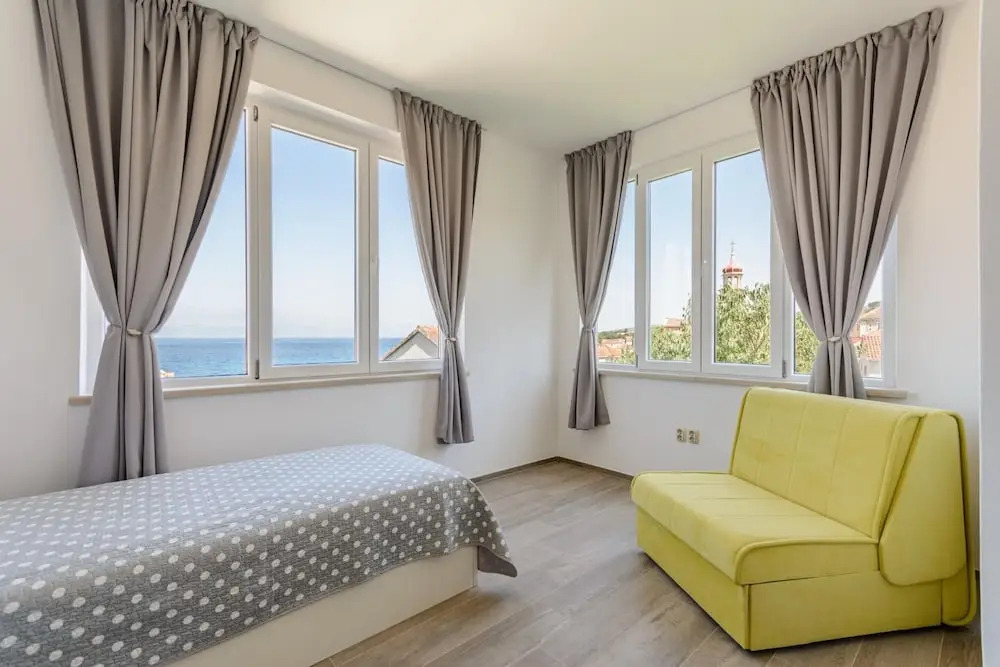 Apartment Marcela - Deluxe Two Bedroom Apartment With Terrace and Sea View