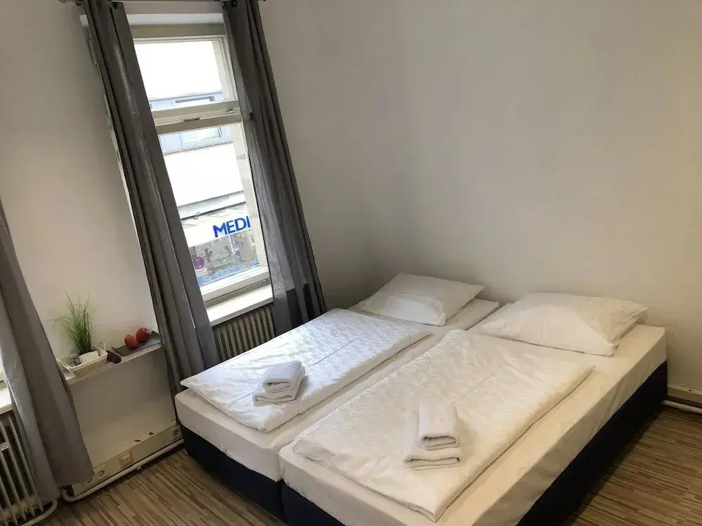 Downtown City - PrivateRooms