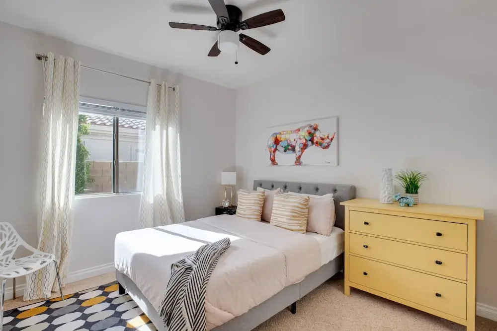 New Listing! Contemporary W/ Pool & Hot Tub 4 Bedroom Home