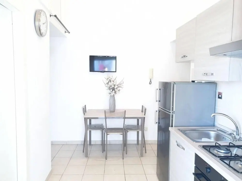 Charming 1-bed Apartment in Napoli