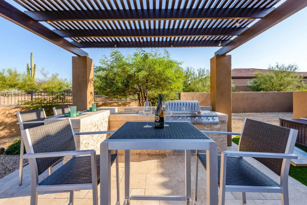 Casa Cielo 6 Bedroom Home by Redawning