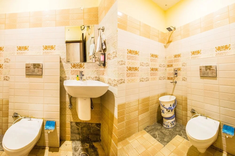 Hotel Jannat by FabHotels