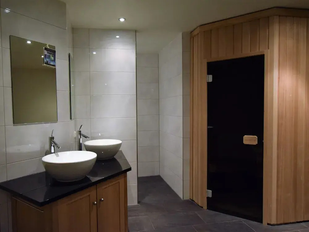 Luxurious Holiday Home With Billiards Table and Sauna, Atop the Dunes in De Koog