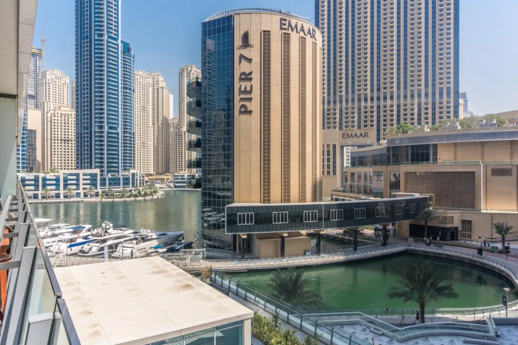 Luxurious 2 bed Dubai Marina