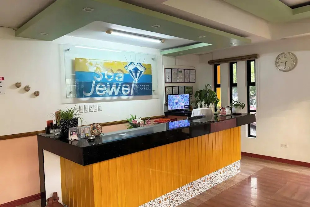 Sea Jewel Hotel Puerto Galera powered by Cocotel