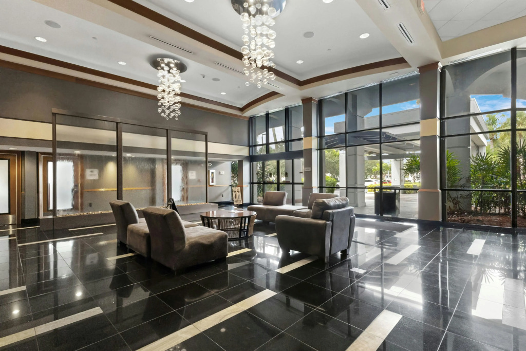 DoubleTree by Hilton Palm Beach Gardens