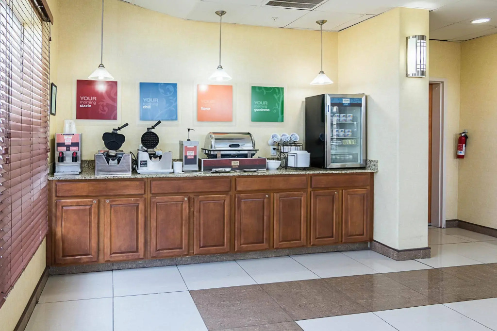 Comfort Inn & Suites Chesapeake - Portsmouth