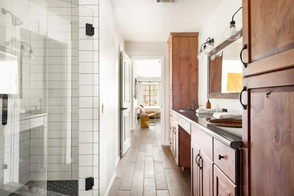 Flora by Avantstay Modern & Private Desert Oasis on Large Grounds w/ Pool & Bocce Ball!