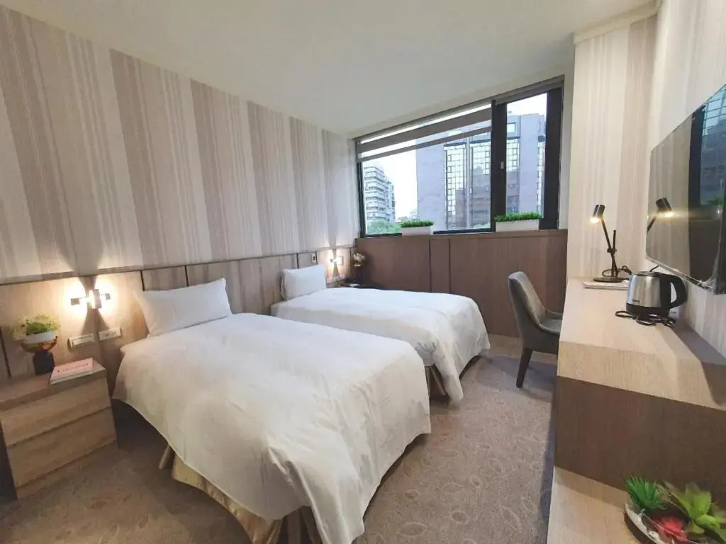 Grace Hotel Dunbei