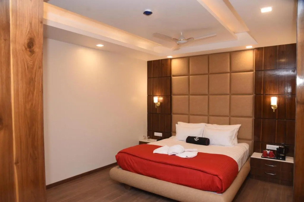 Mastiff Grand Regal Resort Arrah by OTHPL