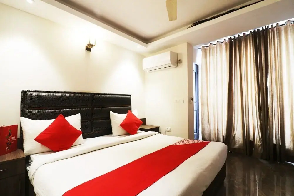 OYO 49069 A Suites