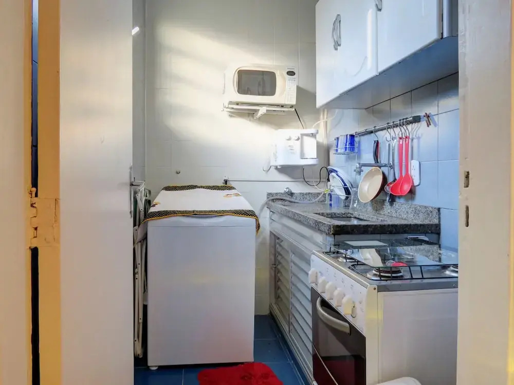 LinkHouse Beautiful High Floor 1-BDR c2-0036