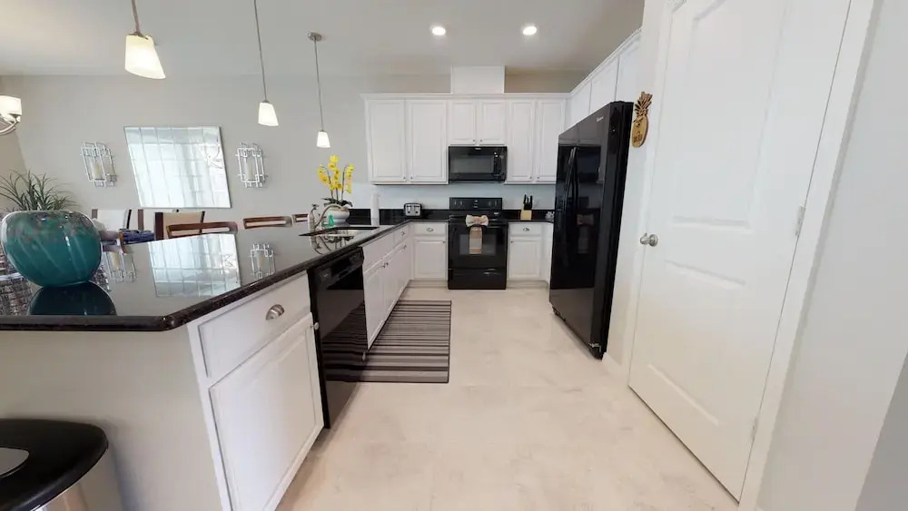 Compass Bay Kwa132