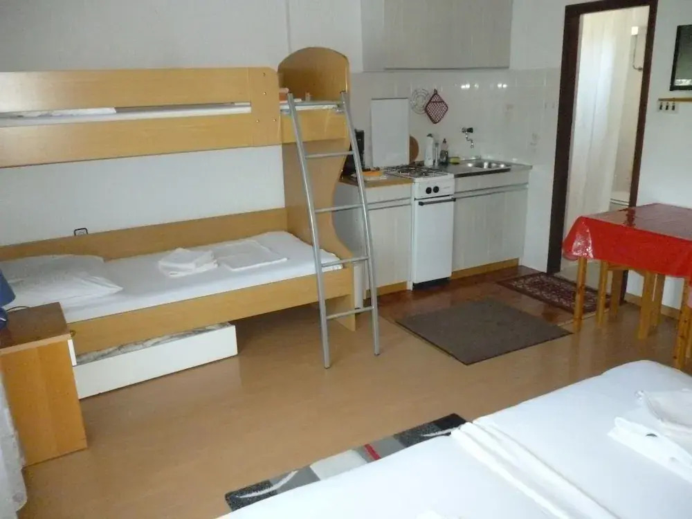 Apartments Zaterini