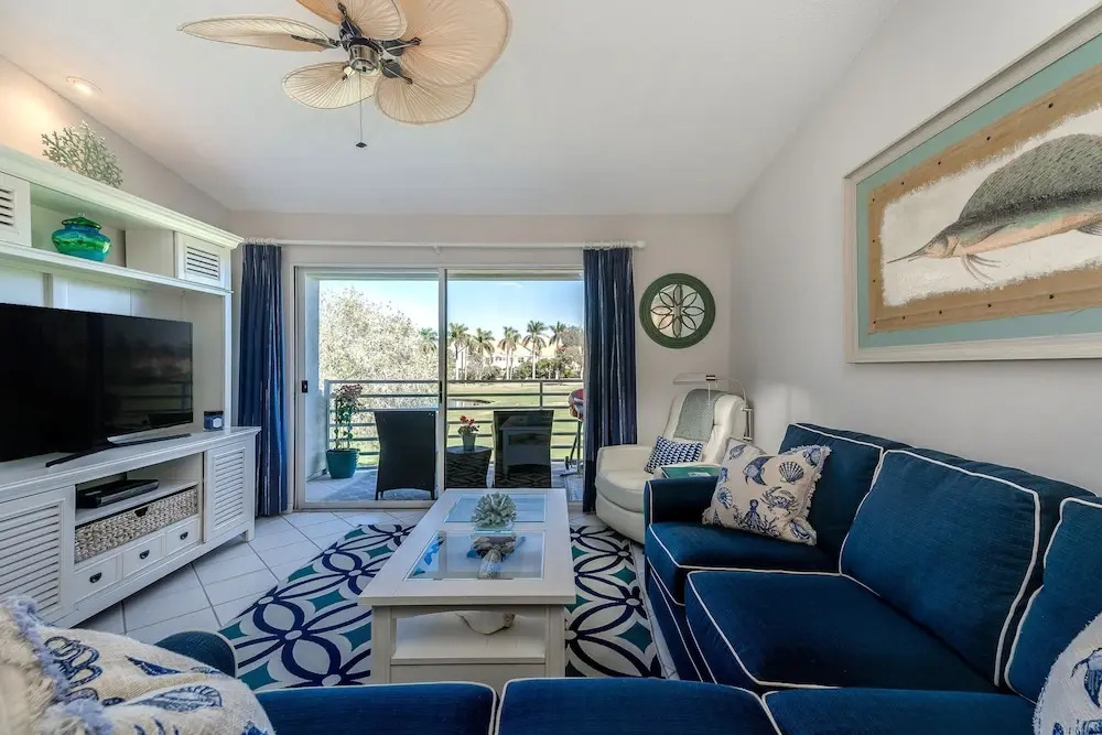 Vista Verde West by Vtrips
