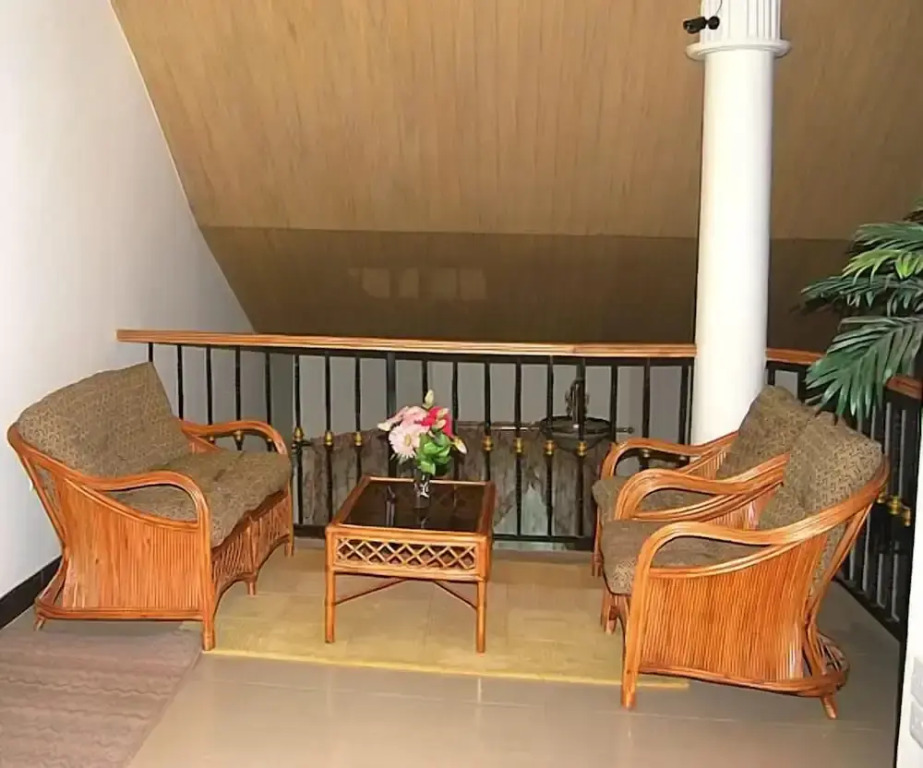 Acacia Lodge, North Legon