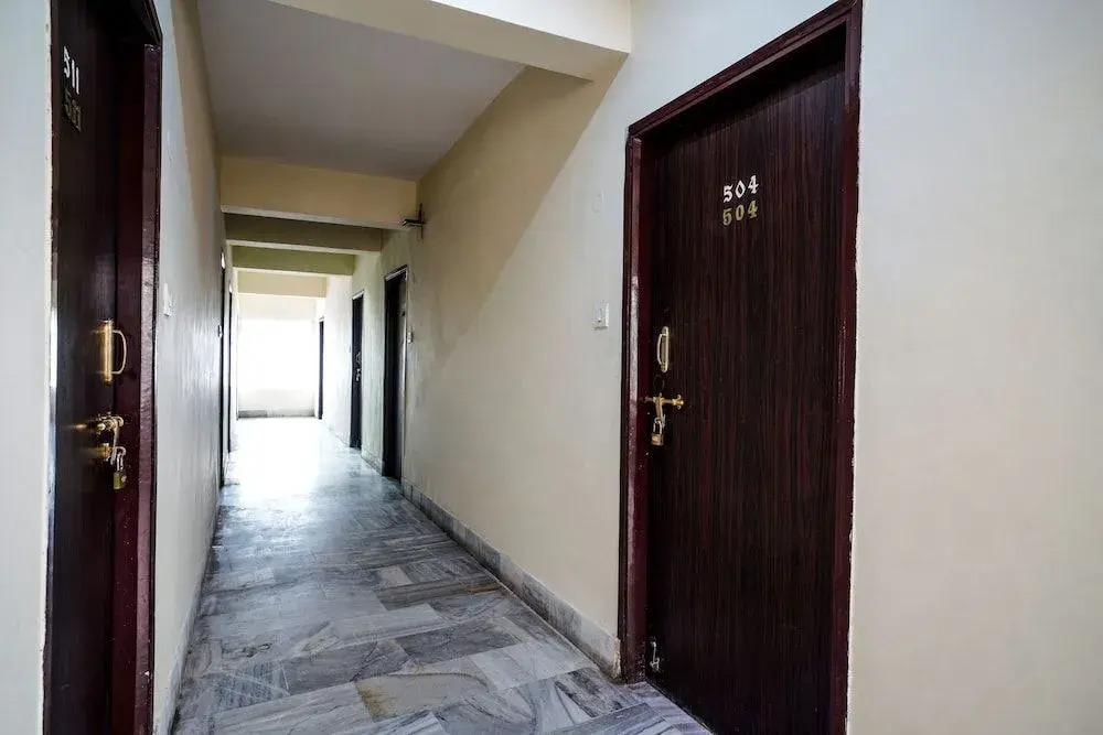 OYO 41751 Hotel Sabharwal
