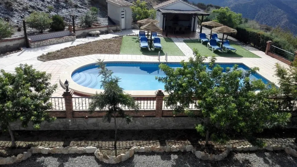 Villa With 3 Bedrooms in El Chorro, With Wonderful Mountain View, Priv