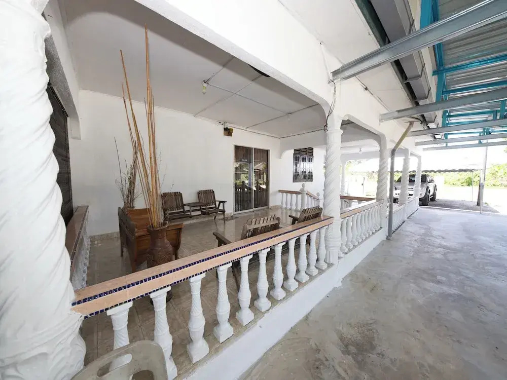 OYO 90990 Sri Tempurung Homestay