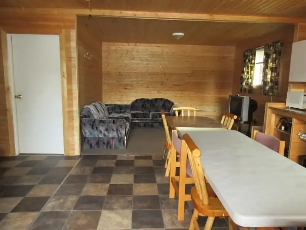 Timberlane Lodge